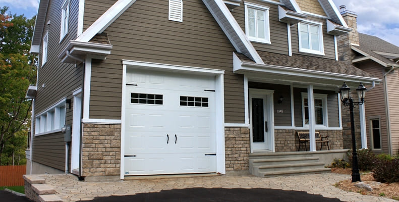Modèle de porte de garage St-Jean-sur-Richelieu.