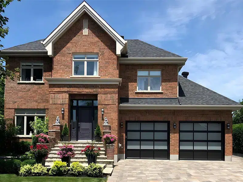 Vente et installation de porte de garage Brossard.